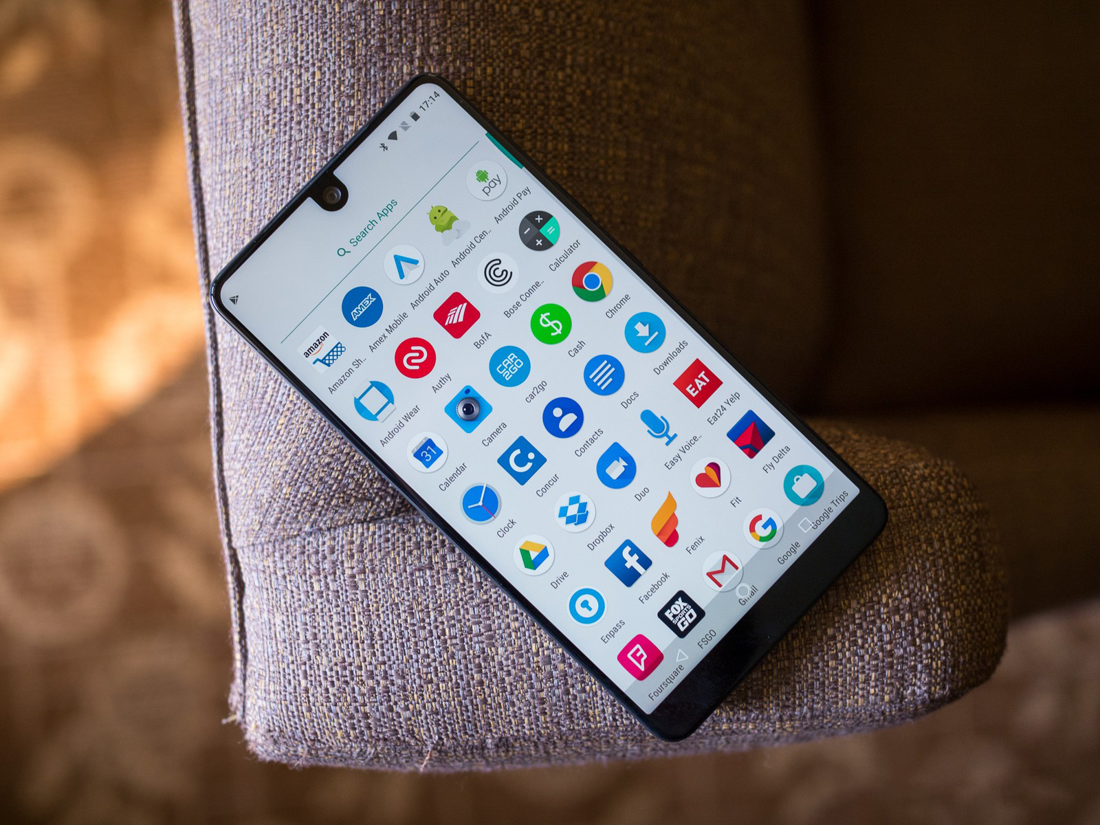 شركة Essential تبحث عن مستثمرين لها