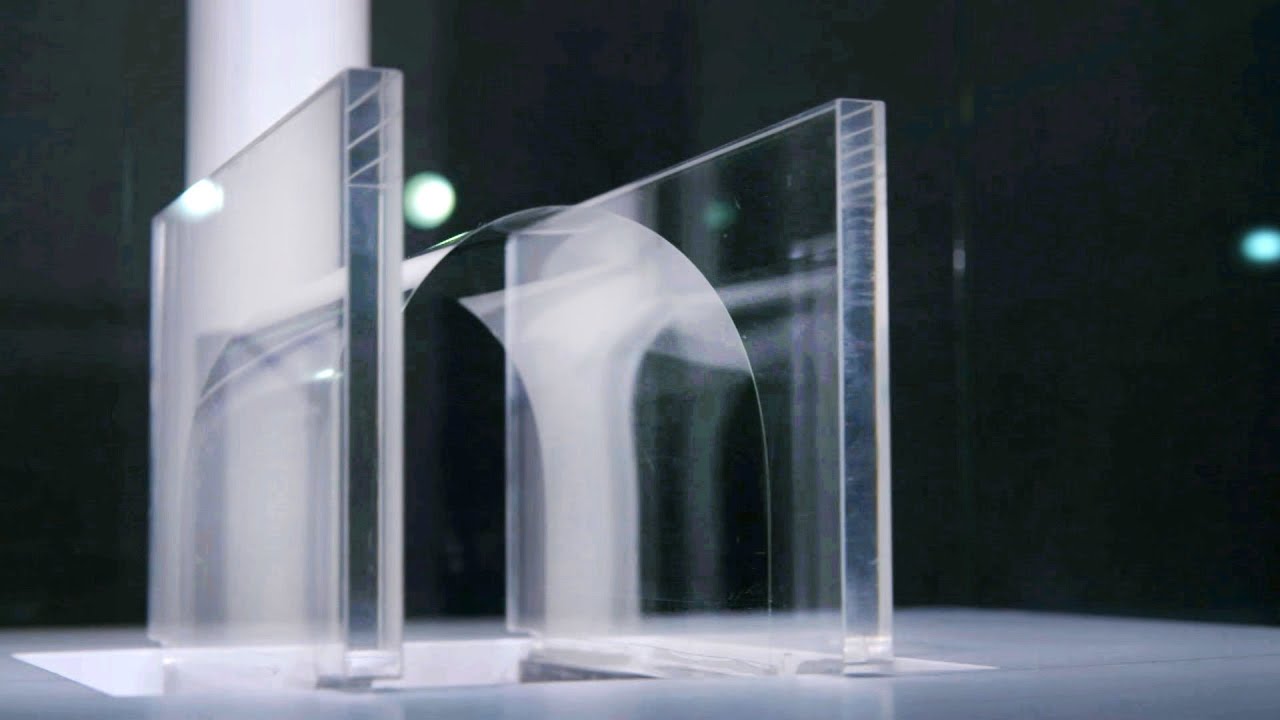Soon شركة سامسونج تقرر استخدام الزجاج الفائق الرقة Ultra Thin Glass